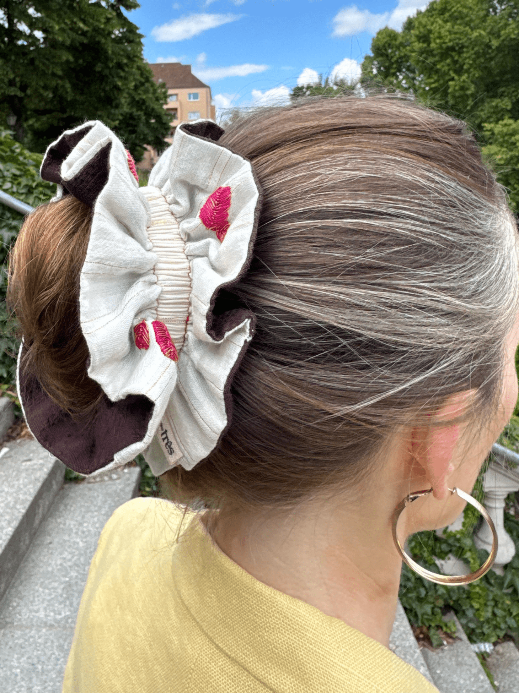 Bicolor Scrunchie mara mea x Project Três I Beige/Braun