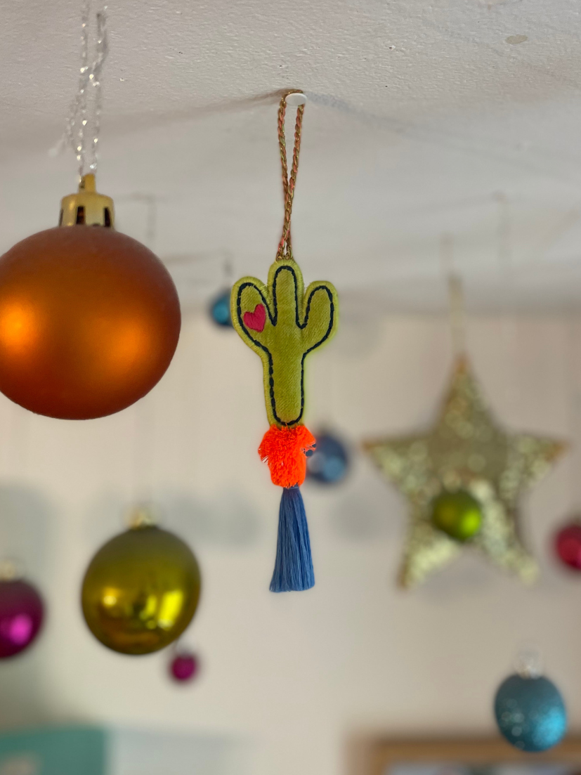 Clumsy cactus pendant in lime green + greeting card