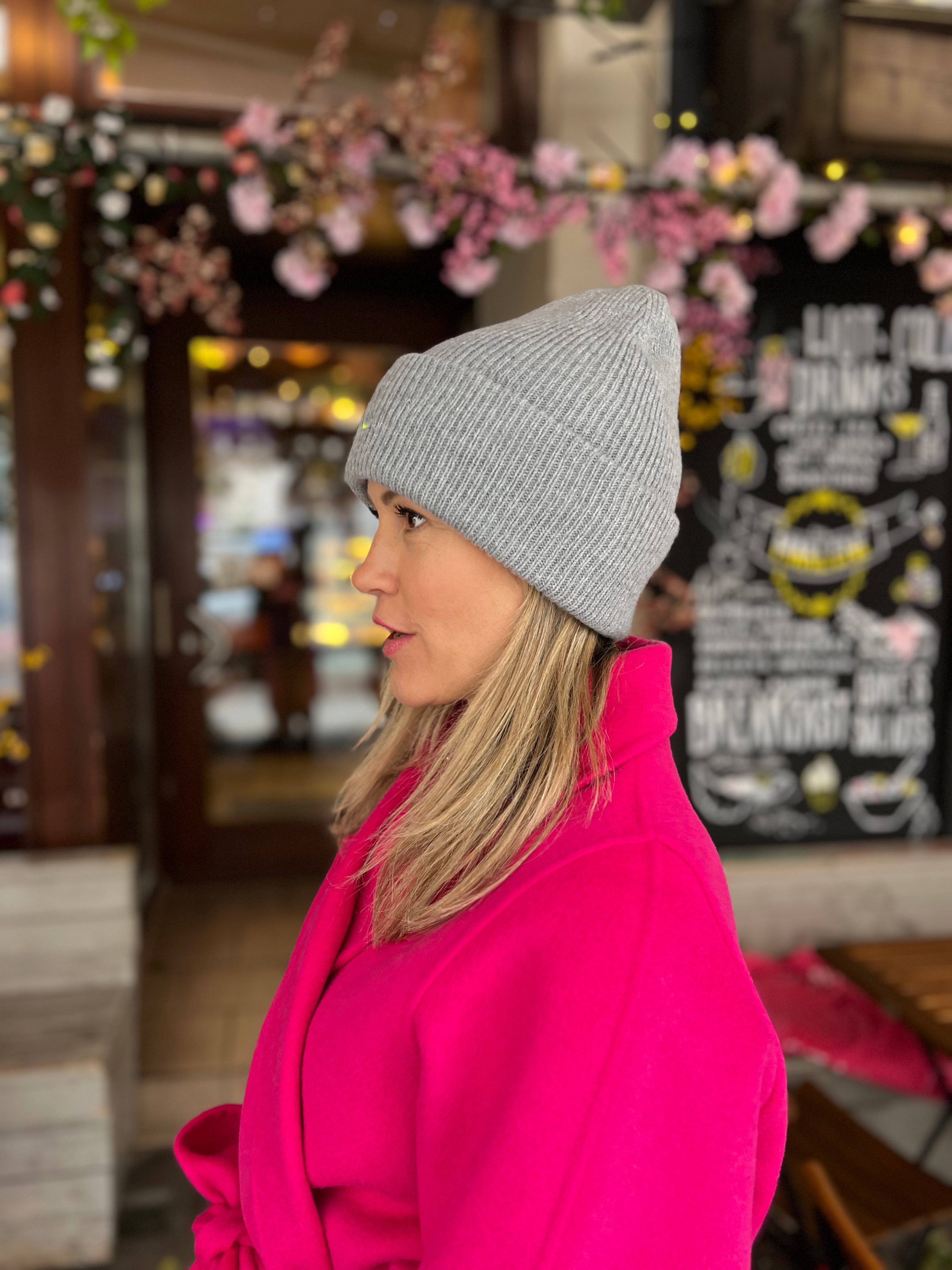 Unisex beanie in grey with lime smiley embroidery