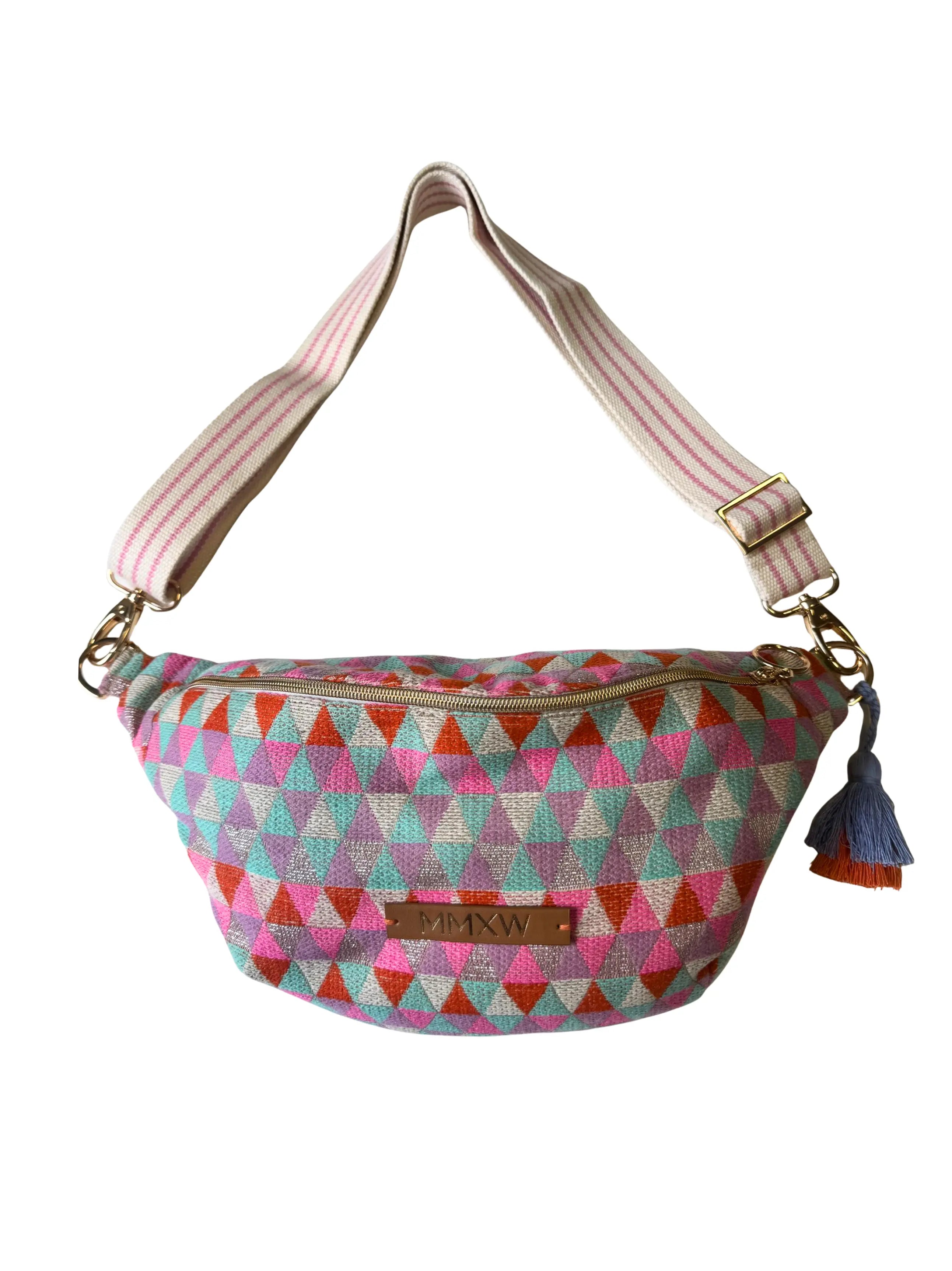 ARCHIVE SALE I Midi Bauchtasche edition ibiza in Bunt gemustert Reißverschluss klemmt mit Gurt "lovely day" I vom Umtausch ausgeschlossen mara mea