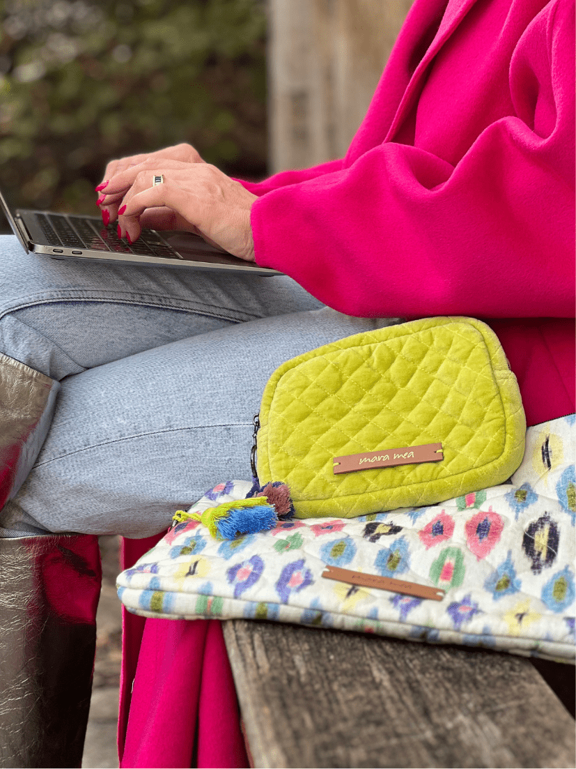 Cosmetic bag I Cable bag spark & glitter in lime green