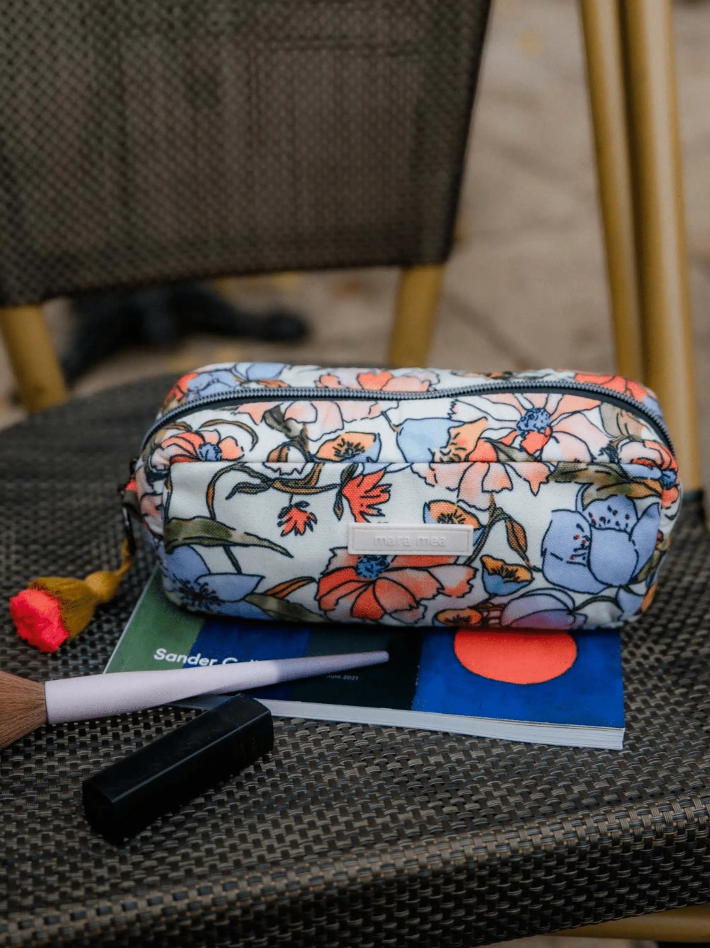 ARCHIVE SALE I Make-Up Bag bloom babe Floral I kleines Loch - vom Umtausch ausgeschlossen mara mea