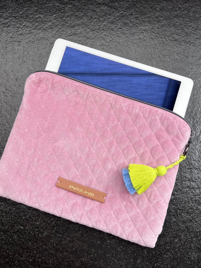 SAMPLE SALE I mea x Wolke Hegenbarth tablet bag / clutch sweet as candy in rosé I non-returnable