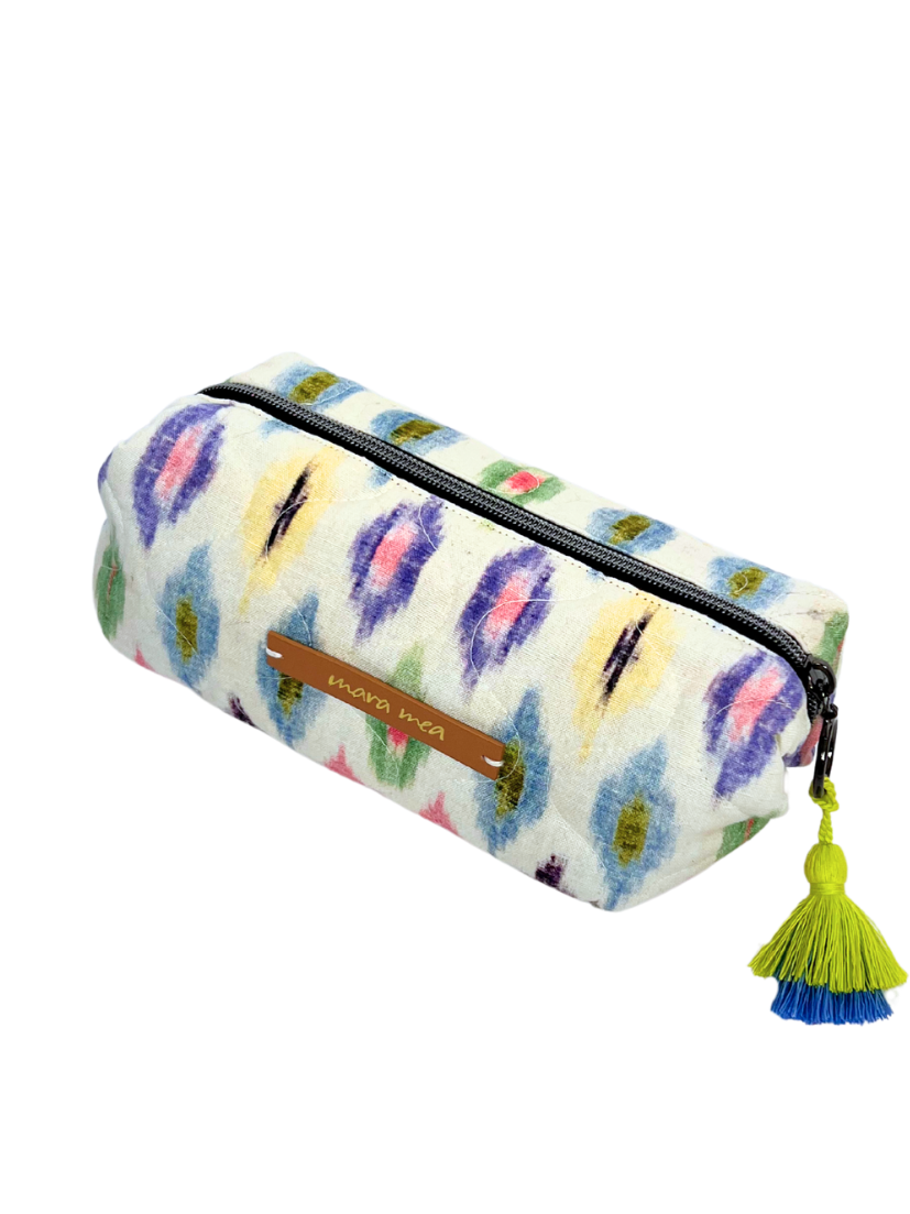 Pencil case sound on with pattern print in colorful