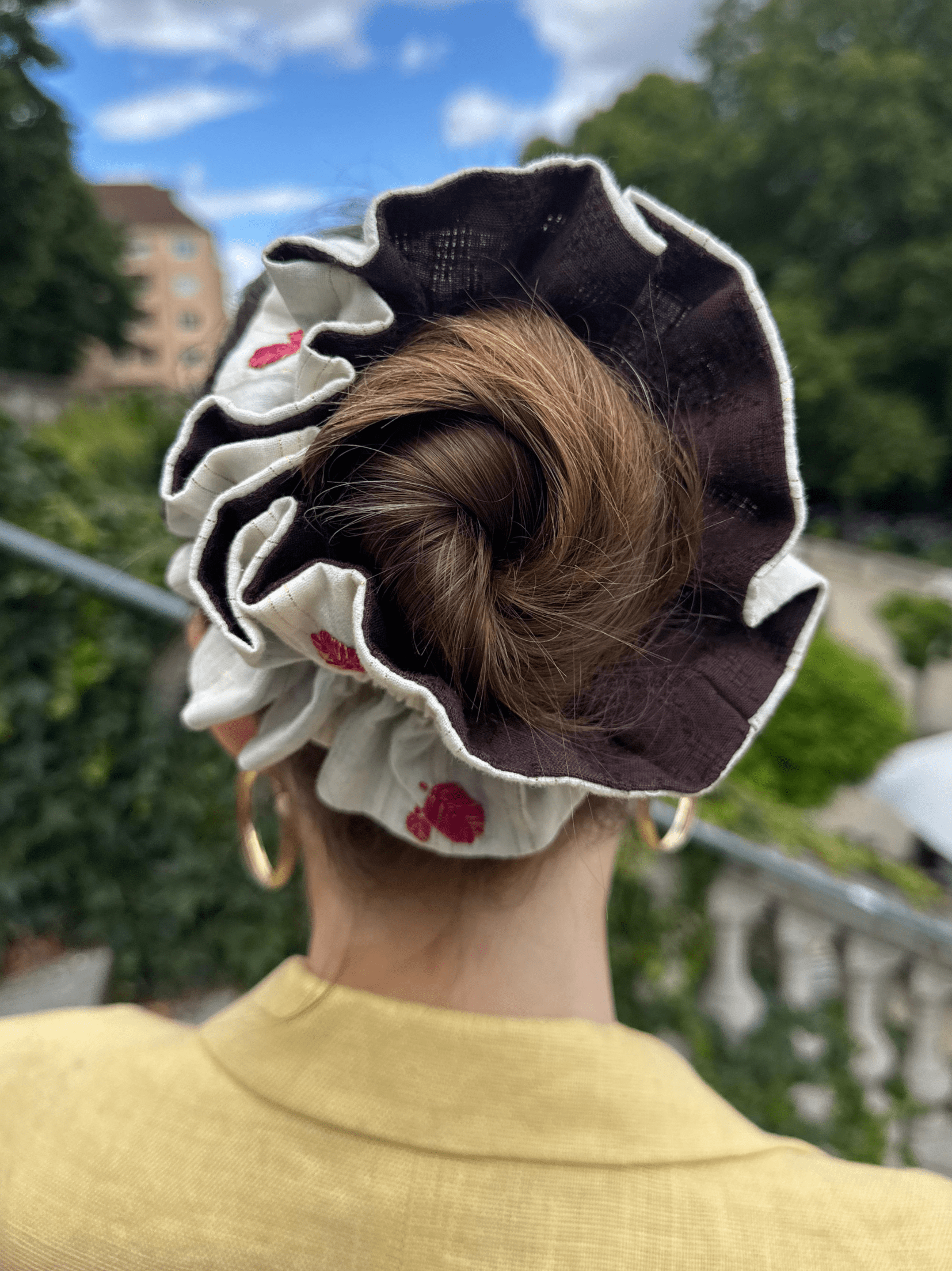 Bicolor Scrunchie mara mea x Project Três I Beige/Braun