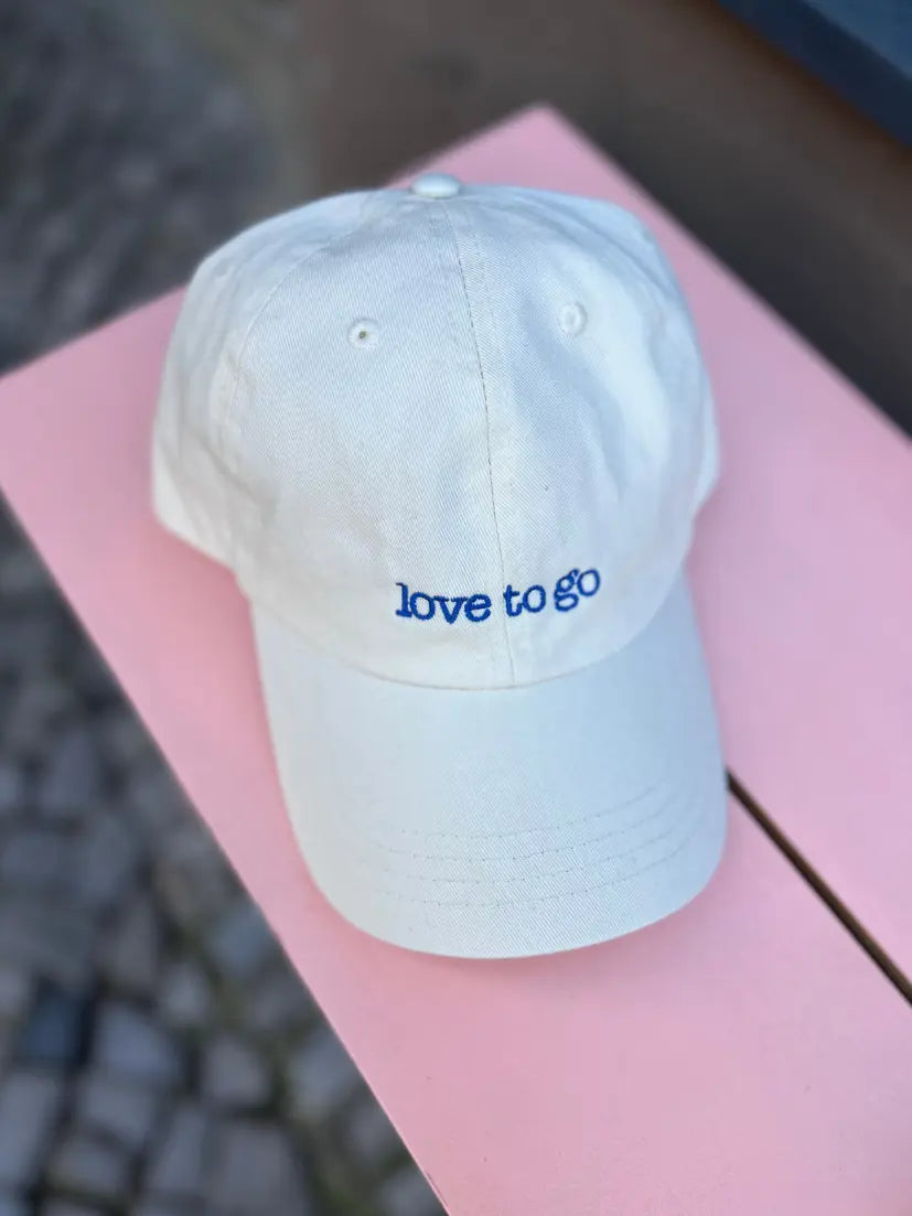 ARCHIVE SALE I love to go Cap in Beige mit Stickerei I vom Umtausch ausgeschlossen mara mea
