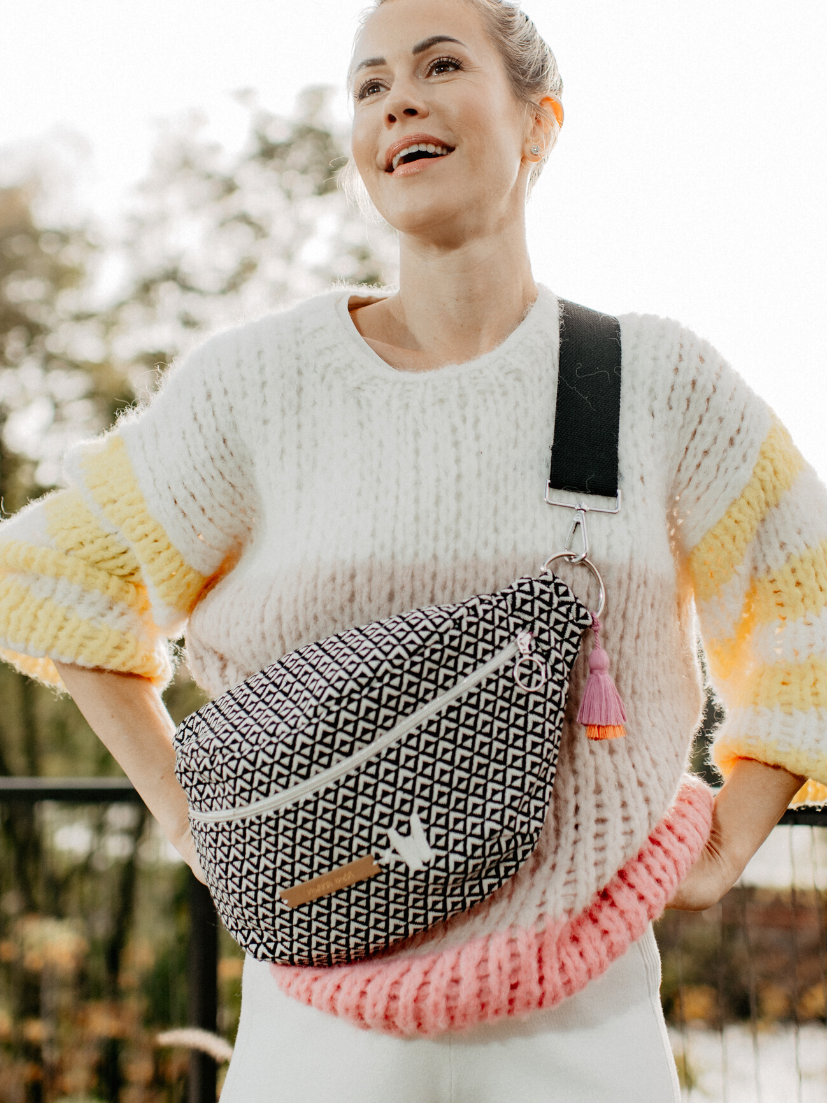 Maxi XXL Bauchtasche von mara mea und Wolke Hegenbarth