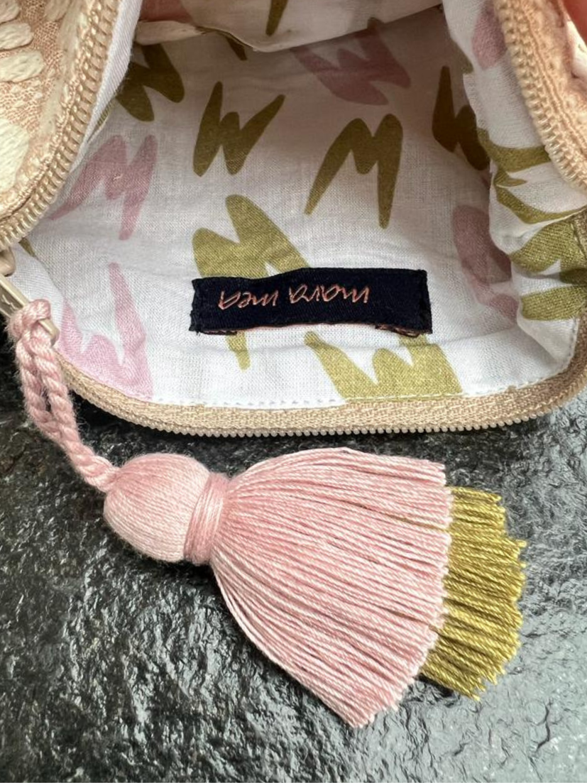 Kleines Täschchen mit Print Futter