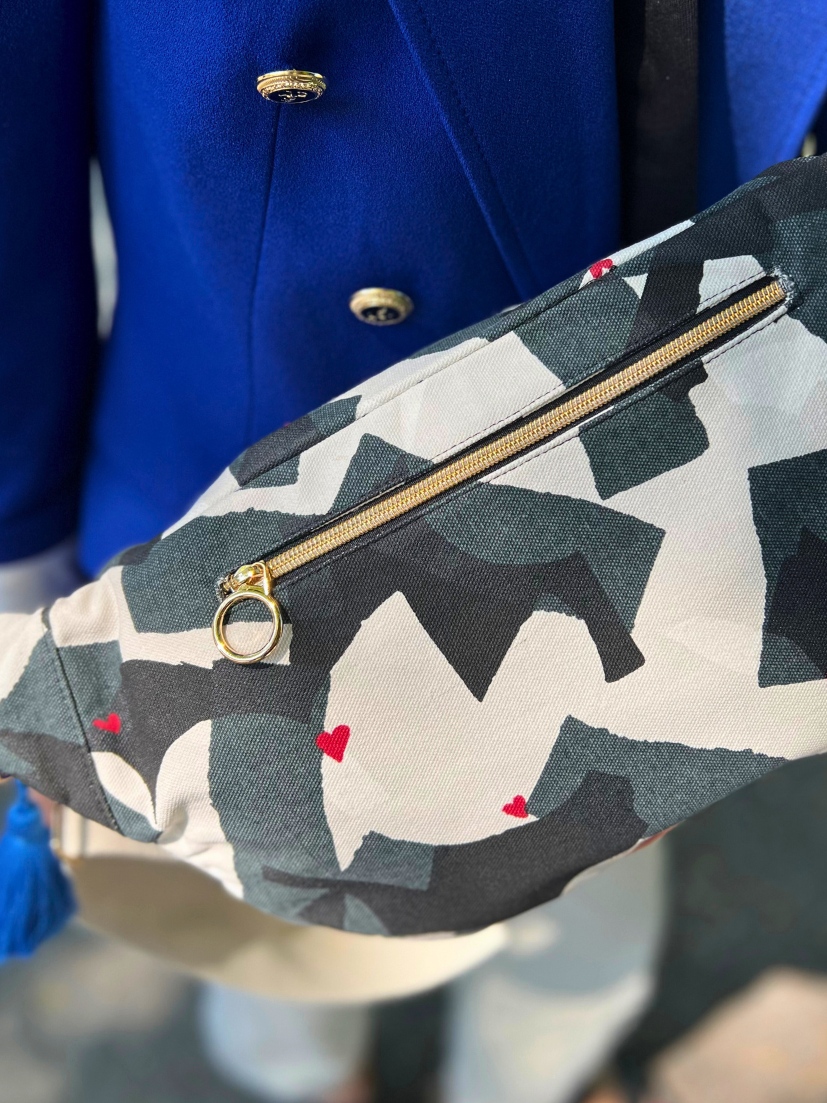Maxi Bauchtasche generation love Musterprint Schwarz/Weiß