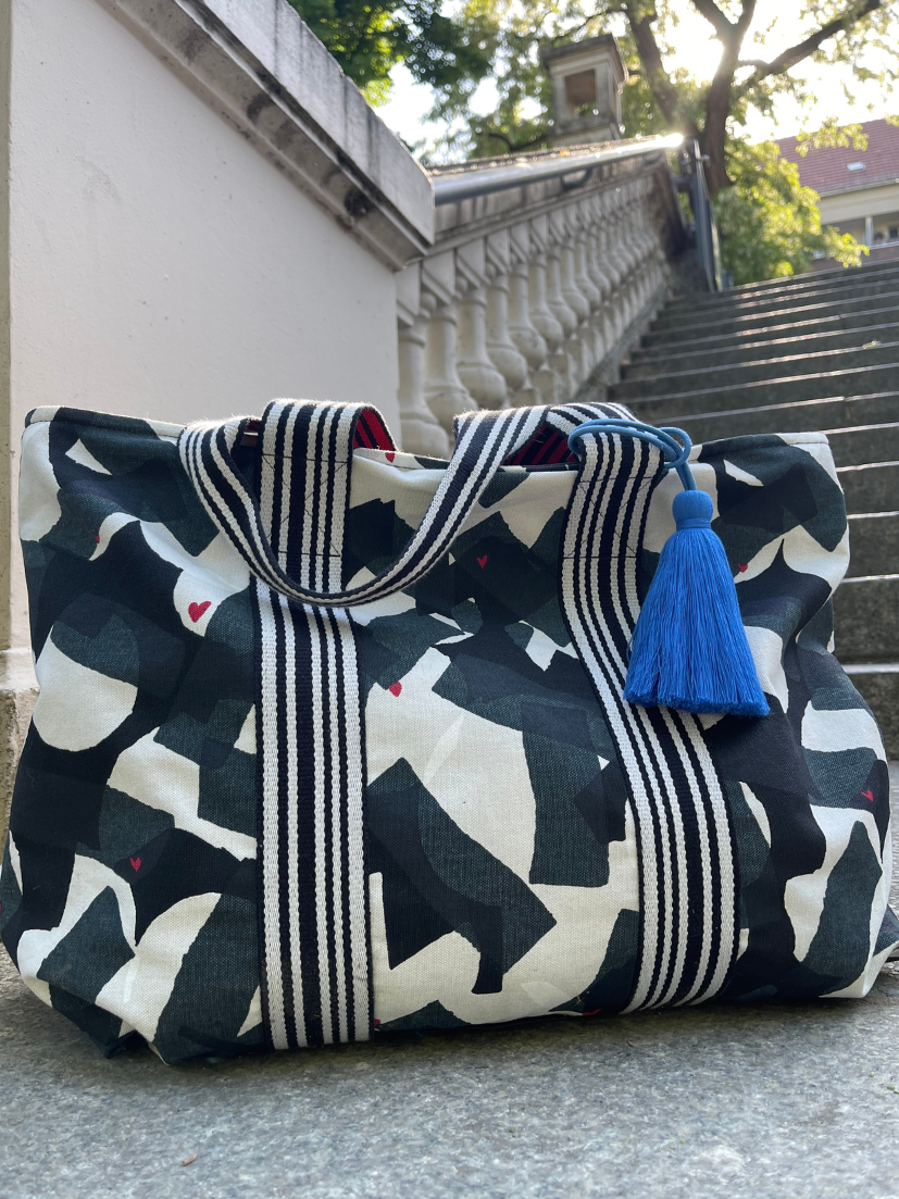 Shopper / Travel Bag love always Musterprint Schwarz/Weiß