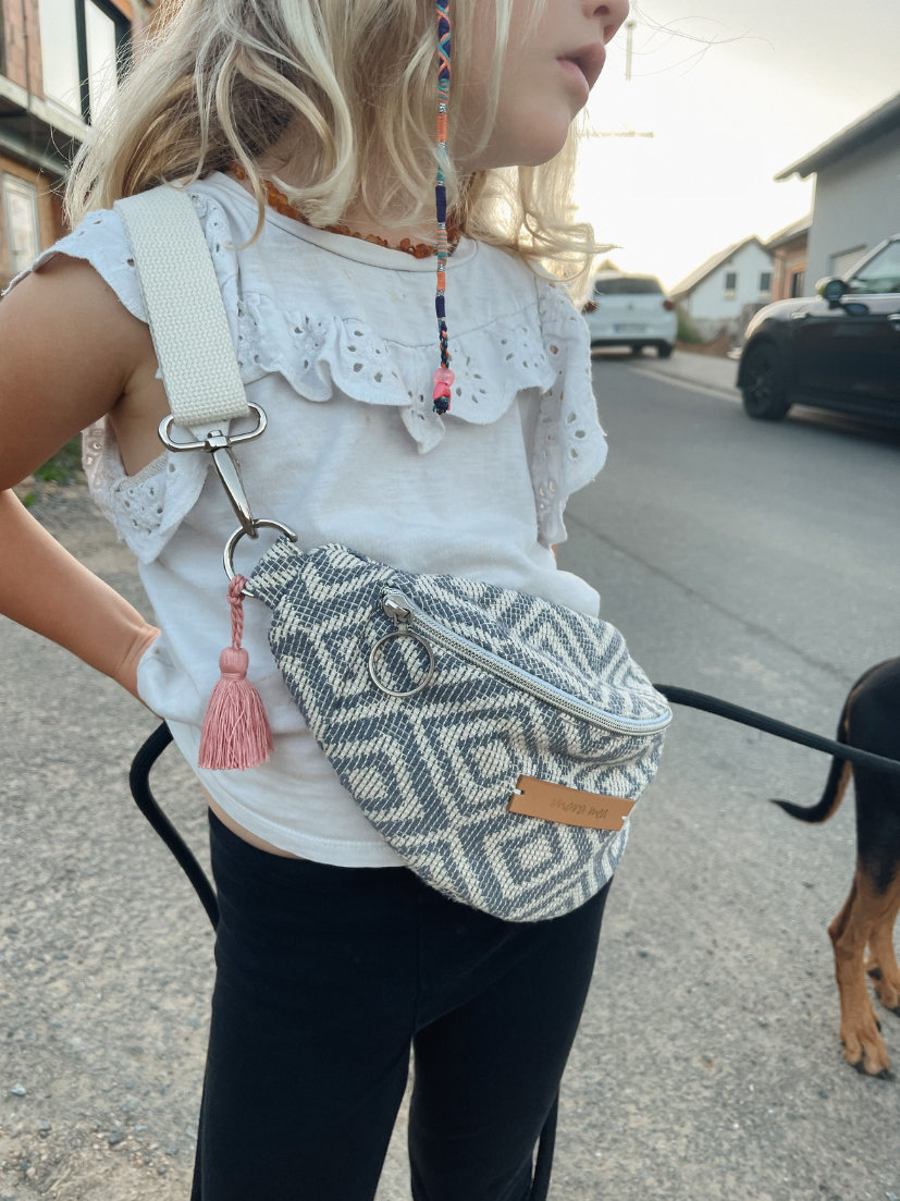 Crossbody Tasche für Mädchen und Jungs von mara mea