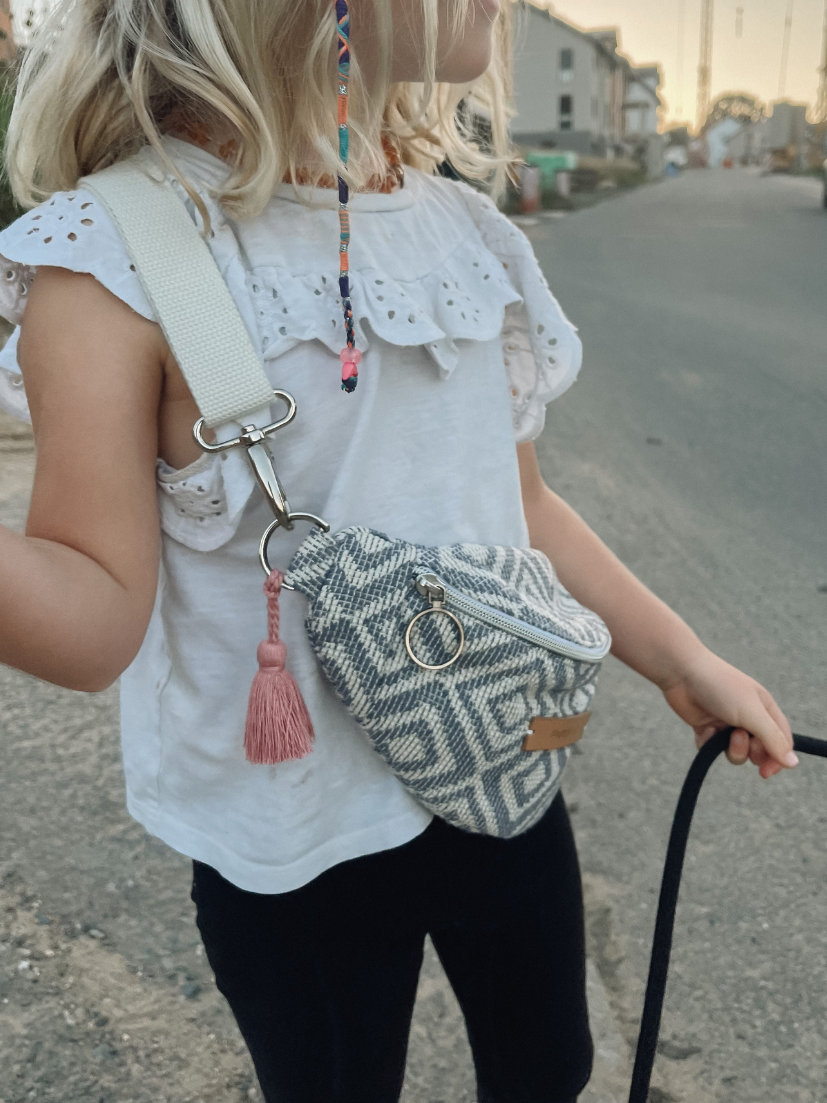 Modische Kinder-Bauchtasche für den Kindergarten