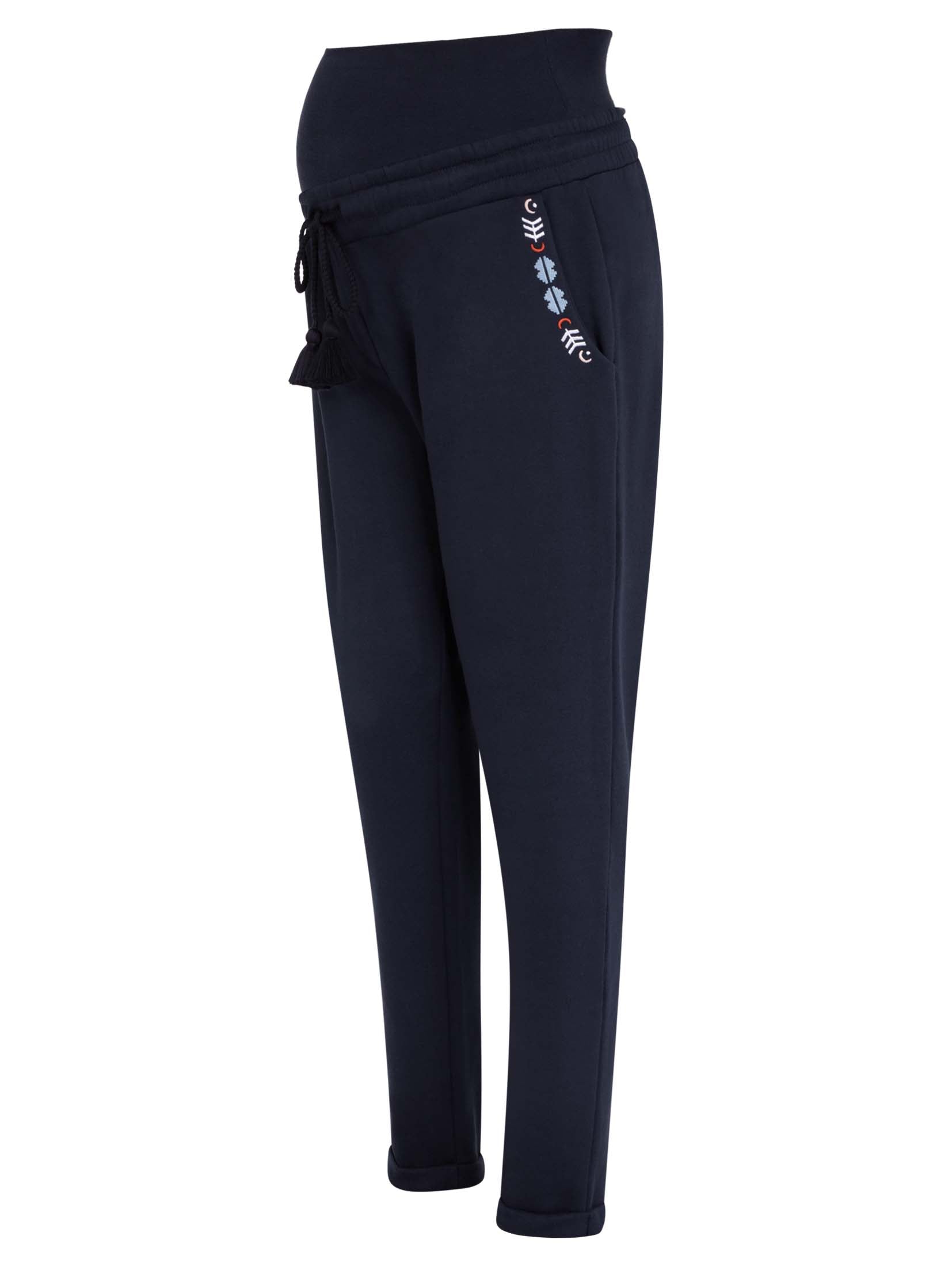 Das elastische Material der Umstandshose grace & glory von mara mea schmiegt sich sanft an und passt sich deinem wachsenden Bauch an.