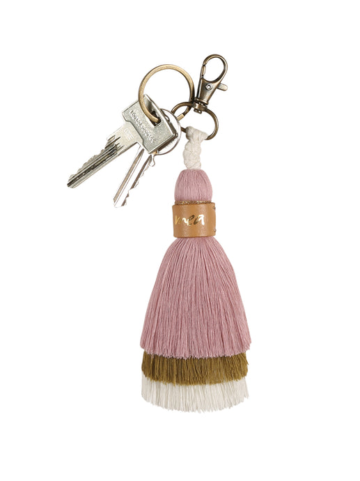 Der Schlüsselanhänger daily smile in Rose-Moss von mara mea ist ein wunderschönes Accessoire für deine Schlüssel.