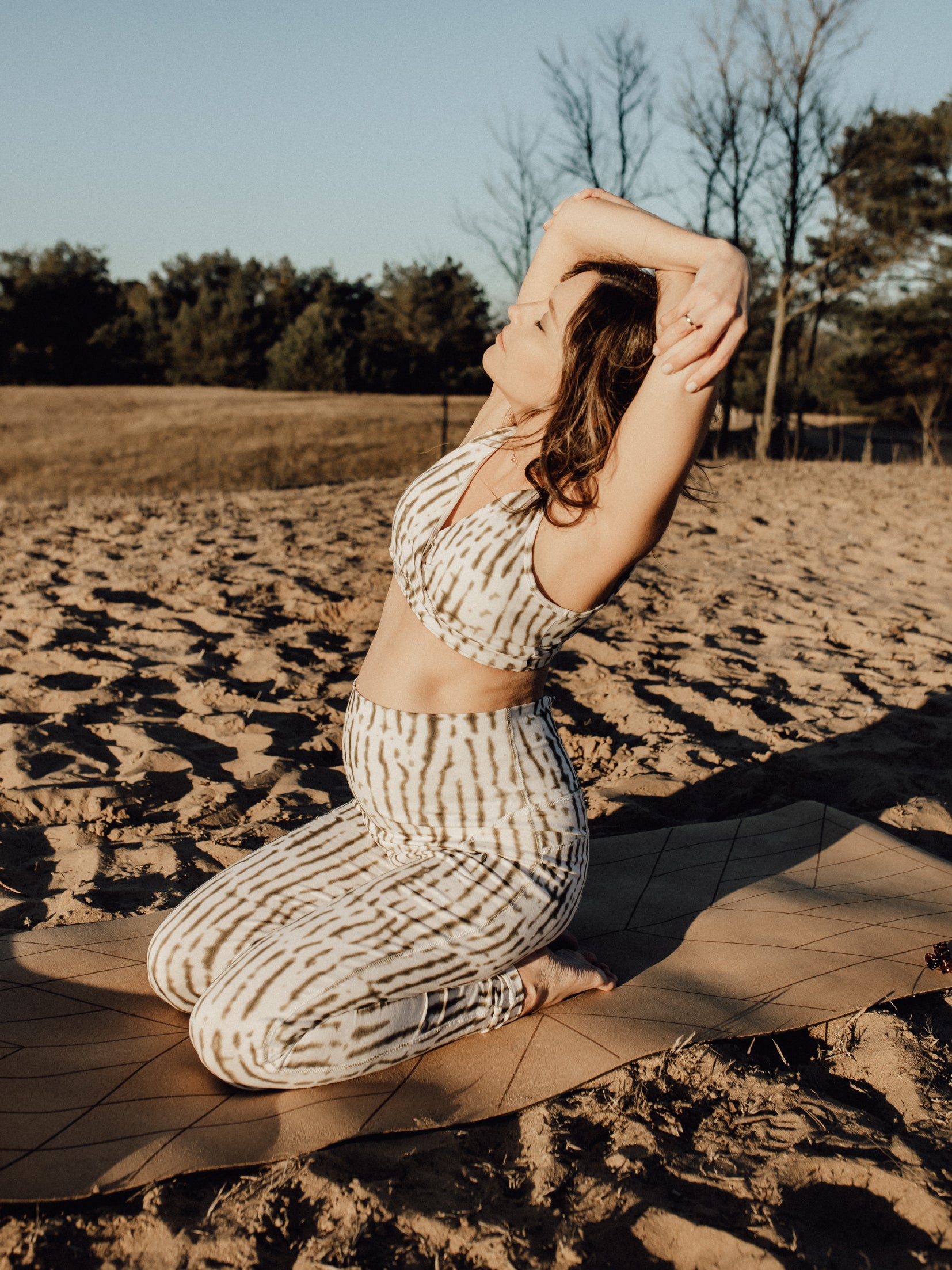 Der Sport und Still-BH seaside vacation in Grün tie dye von mara mea ist angenehm zu tragen und aus weicher Bio Baumwolle mit Elastan Anteil.