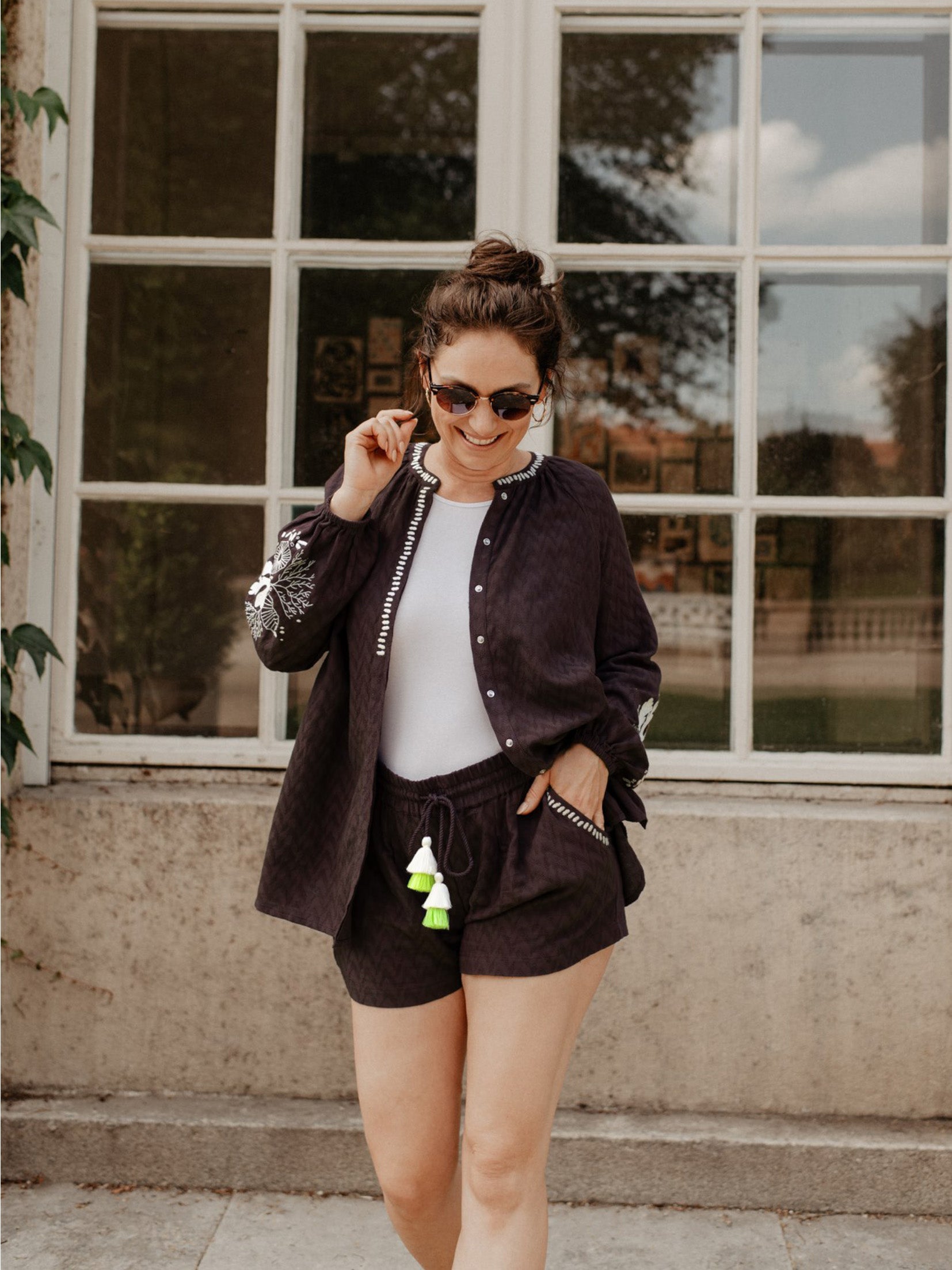 Die Sommerbluse coconut shake in braun von mara mea ist stilltauglich