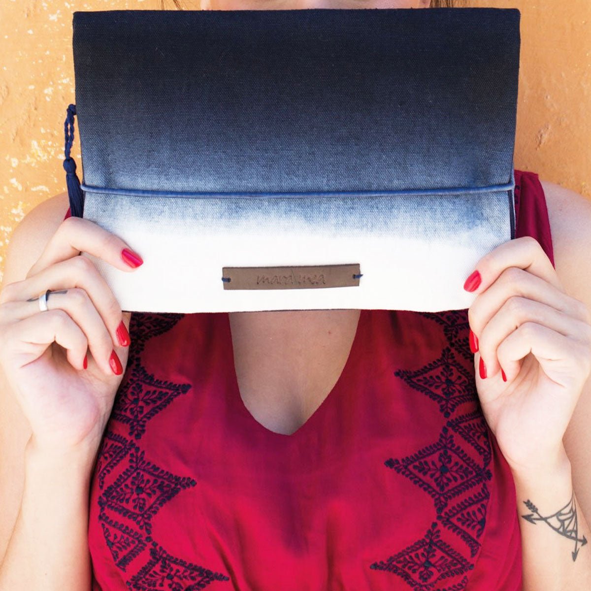 blue dip dye mara mea