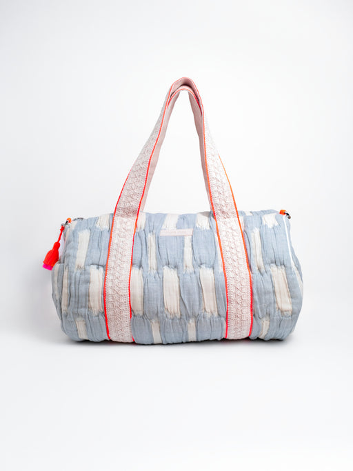 mara mea Reisetasche breeze babe in Hellblau-Offwhite mit gewebten Baumwollgriffen und neon-oranger Paspel