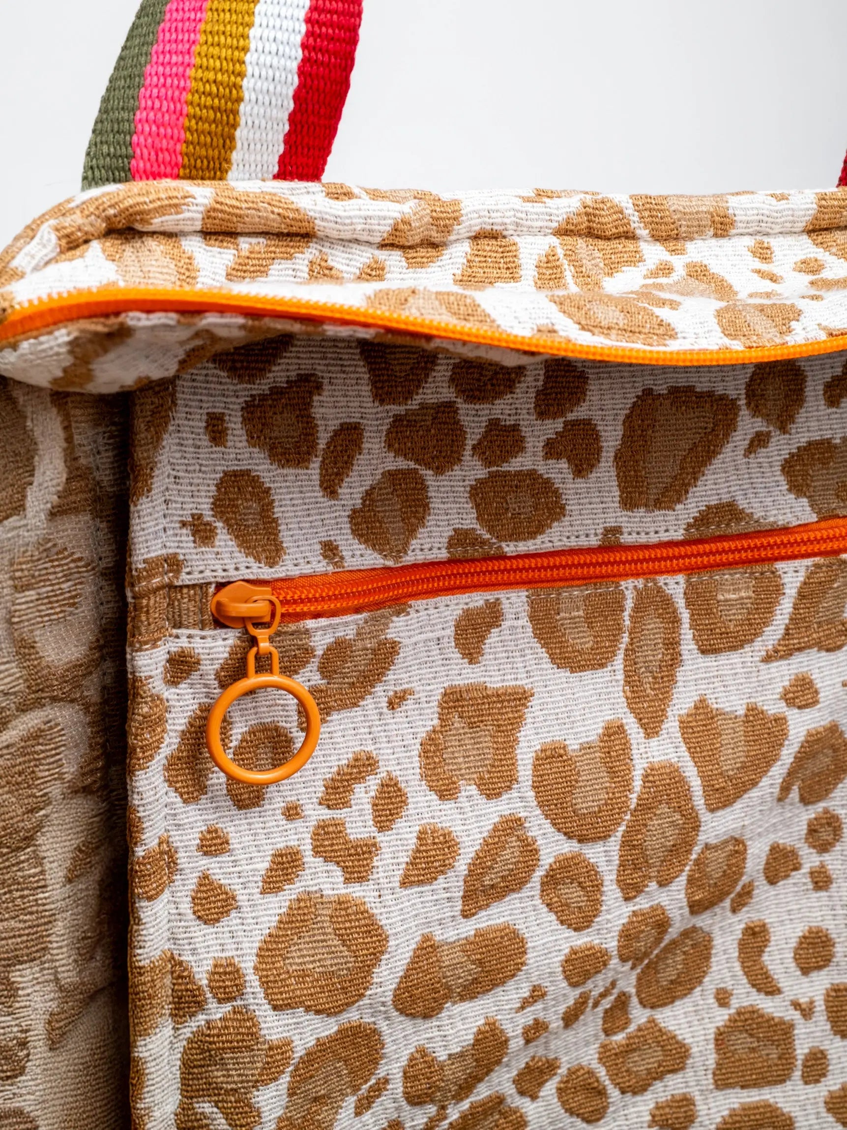 Shopper spotted soul Summer Leo mara mea