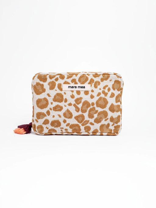 Kulturbeutel im Leomuster Print in Beige und Braun mit Doppelquaste in Bordeaux und Peach