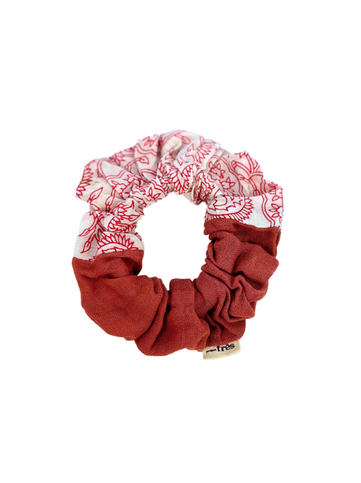 Bicolor Scrunchie mara mea x Project Três I Blush + Creme