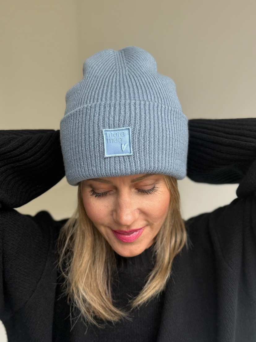 Unisex Beanie mit Logo in Eisblau