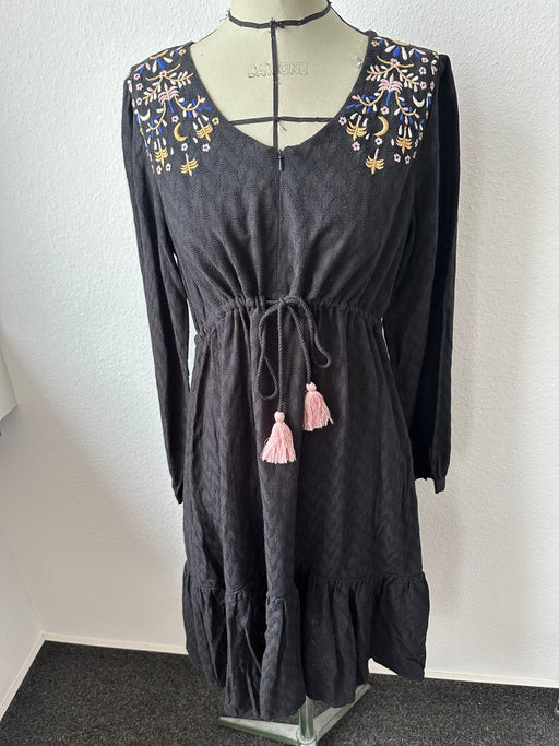 ARCHIVE SALE I Kleid in Schwarz I vom Umtausch ausgeschlossen