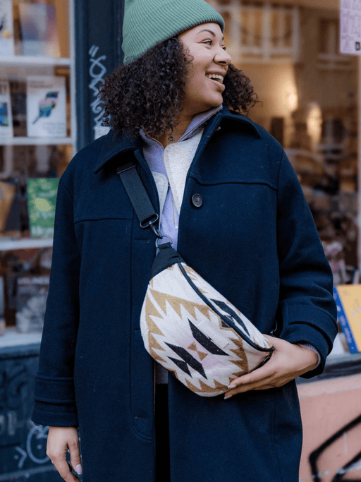 Midi Bauchtasche cosmic crush Graphical