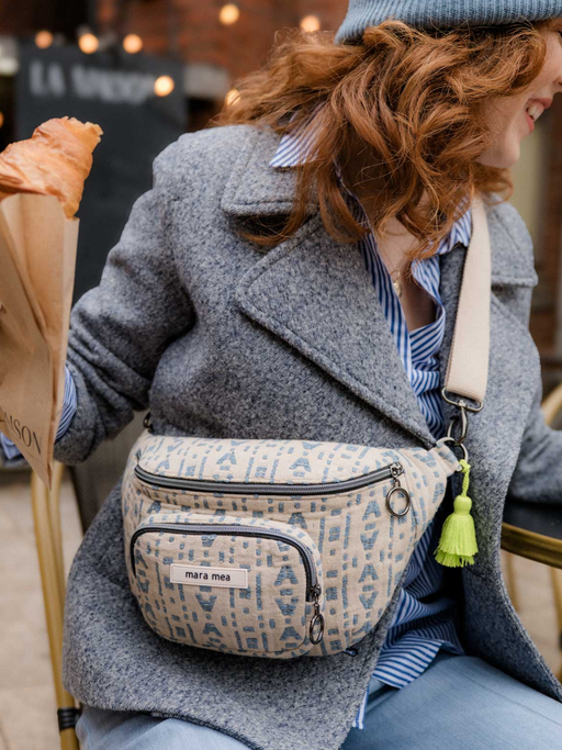Midi Bauchtasche win me over Monogramm