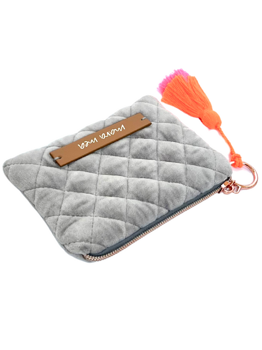 Tiny Pouch moon-shine in Grau