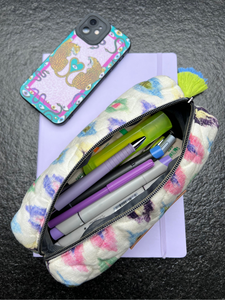 Pencil Case sound on mit Muster Print in Bunt