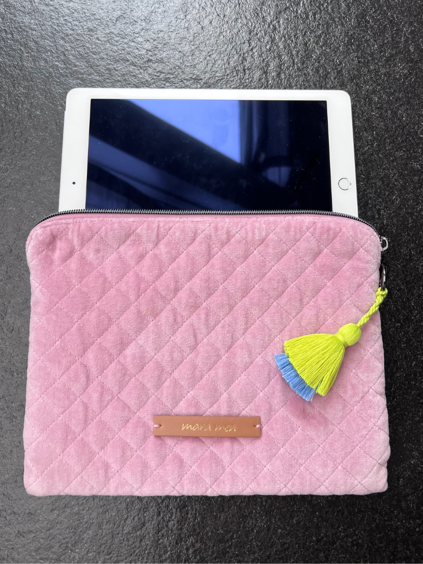 mara mea x Wolke Hegenbarth Tablet Tasche / Clutch sweet as candy in Rosé I PRE-ORDER, LIEFERUNG NOV/DEZ