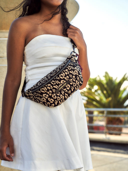 Mini Bauchtasche such a beauty Leo Schwarz