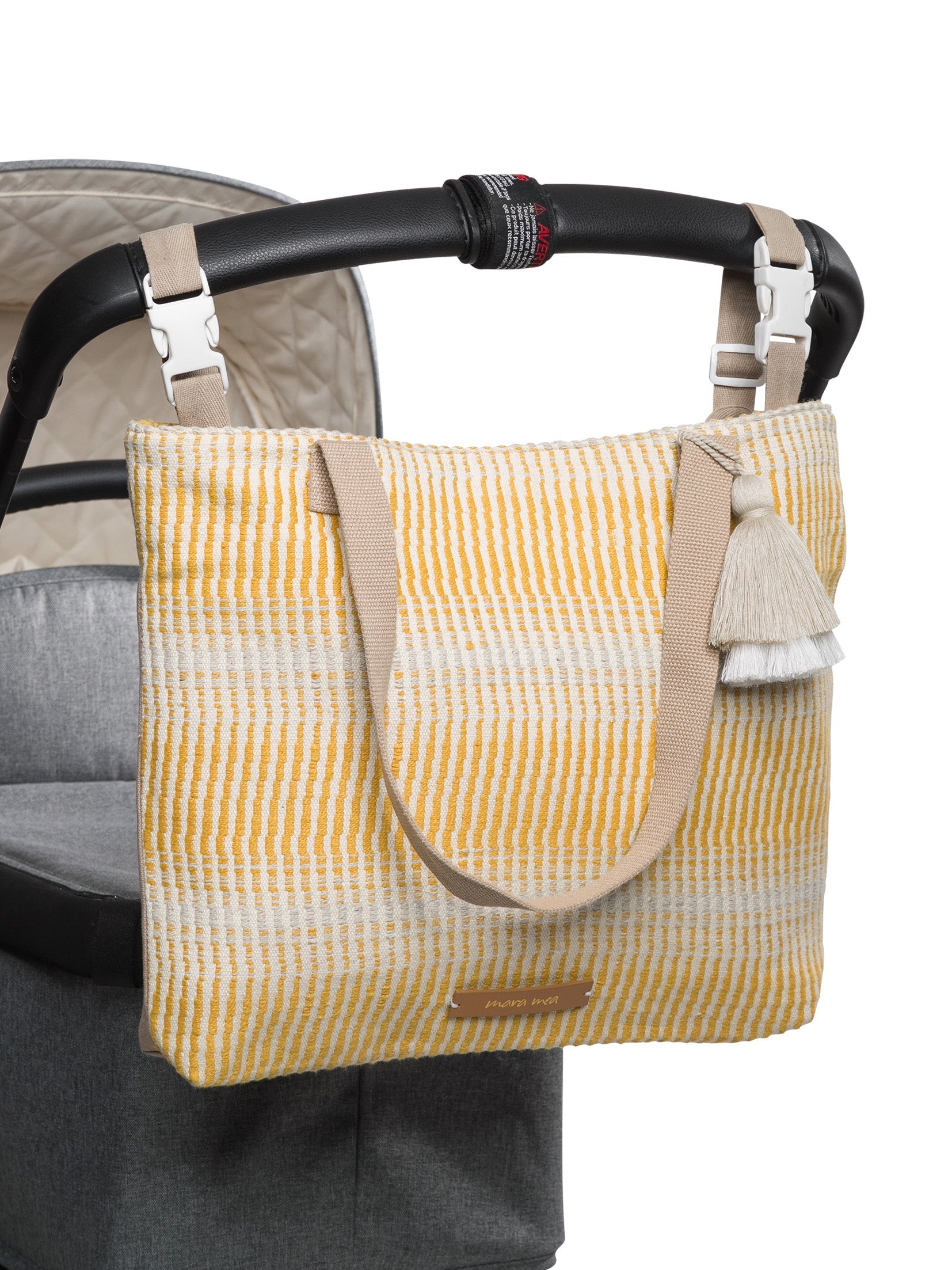 Die Kinderwagentasche in beige/gelb buttercup trilogy von mara mea ist ein praktisches Geschenk zur Babyparty