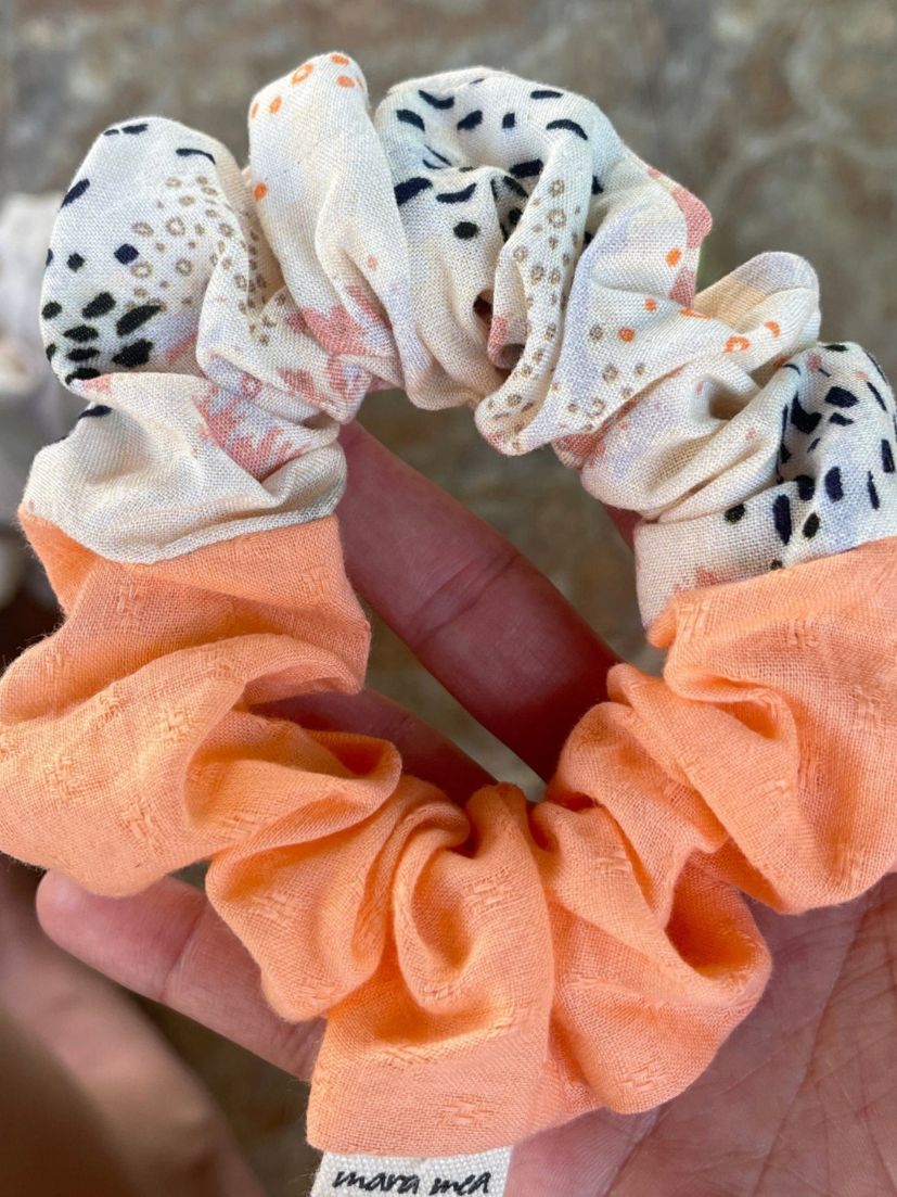 Bicolor Scrunchie mara mea x Project Três I Peach/Print