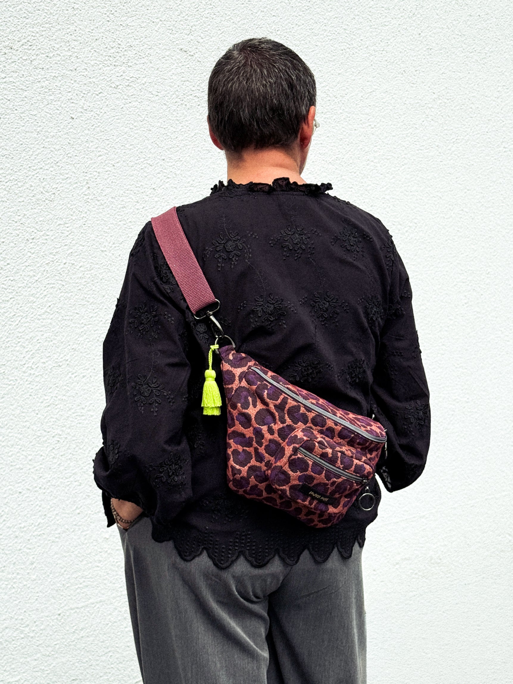 Midi Bauchtasche jungle in town purple Leo Style mara mea
