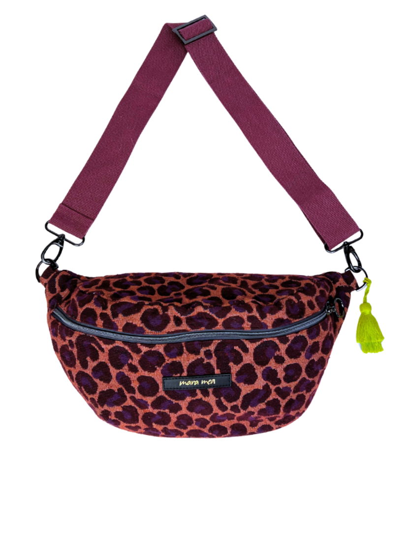 Maxi Bauchtasche smitten with Leo Style