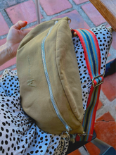 mara mea x Wolke Hegenbarth Bauchtasche everyday bestie in Olivgrün