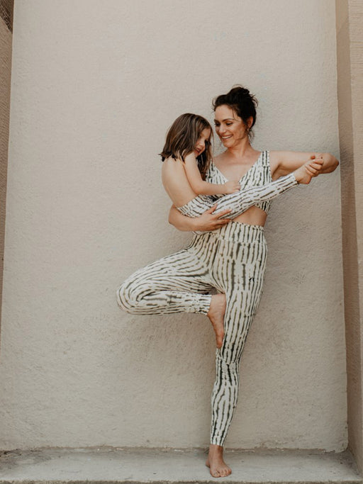 ARCHIVE SALE I Sport und Still-BH seaside vacation in Grün tie dye aus Biobaumwolle I vom Umtausch ausgeschlossen